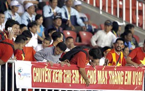 CĐV Việt Nam trên sân Zeyar Thiri: Chung một nỗi buồn